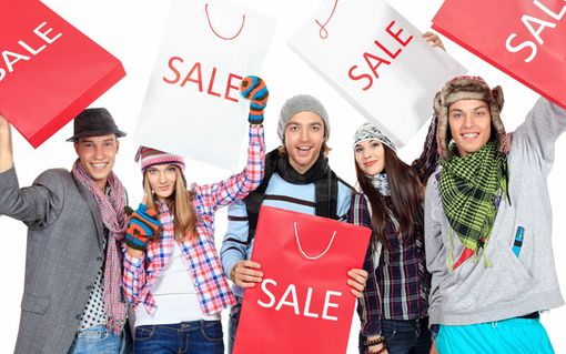 Saldi invernali 2026, si parte: in Valle d’Aosta si comincia prima (e durano di più)