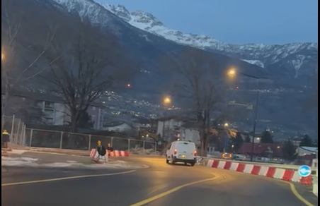 Aosta, apre la nuova bretella del Quartiere Dora: viabilità più scorrevole e lavori verso la conclusione Aosta, apre la nuova bretella del Quartiere Dora: viabilità più scorrevole e lavori verso la conclusione