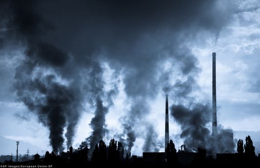 Clima: piano dell’UE per la riduzione a lungo termine delle emissioni di CO2