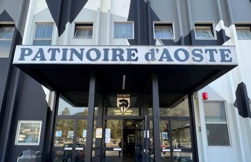 Palaghiaccio di Aosta, Cometto prova a salvare l’impianto fino al 2026