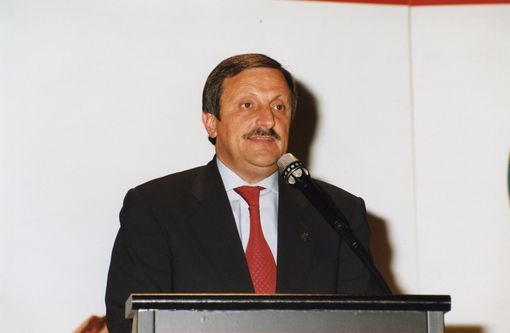 Dino Vierin, l'ex presidente della Regione 'punito' nel rinnovo del CdA della BccV perché si era opposto all'accordo Perron-Linty-Cossard Dino Vierin, l'ex presidente della Regione 'punito' nel rinnovo del CdA della BccV perché si era opposto all'accordo Perron-Linty-Cossard