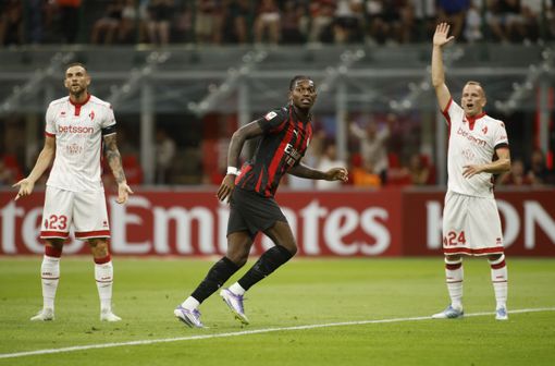 Milan, Pisa e Parma avanti in Coppa, colpo Frosinone a Monza Milan, Pisa e Parma avanti in Coppa, colpo Frosinone a Monza