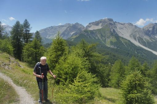 Uno dei sentieri che portano in vetta