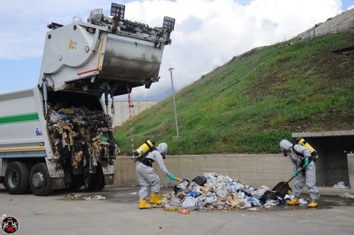 COVID-19 - Nuove modalità per la gestione e la raccolta dei rifiuti COVID-19 - Nuove modalità per la gestione e la raccolta dei rifiuti