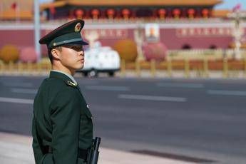 Laser puntato contro un aereo tedesco, Cina nega le accuse Laser puntato contro un aereo tedesco, Cina nega le accuse