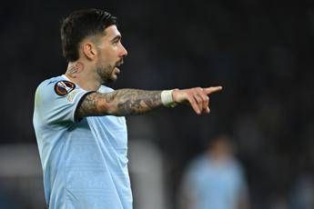 Zaccagni si opera, poi rassicura: "Sono già a casa, sarò pronto per il ritiro" Zaccagni si opera, poi rassicura: "Sono già a casa, sarò pronto per il ritiro"