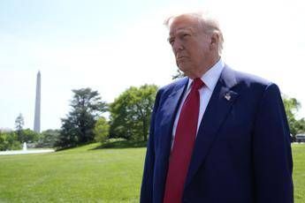 Trump, non solo Iran-Israele: da bombe a annunci di tregua, ecco il 'pacificatore social' Trump, non solo Iran-Israele: da bombe a annunci di tregua, ecco il 'pacificatore social'