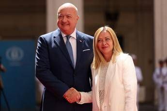 Meloni: "No a guerra con Usa sui dazi, lavoriamo a intesa entro il primo agosto" Meloni: "No a guerra con Usa sui dazi, lavoriamo a intesa entro il primo agosto"