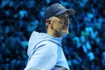 Sinner e i crampi, Cahill: "Jannik fortunato, ma siamo fieri di lui"