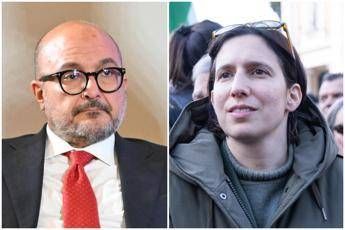 Tolkien, Sangiuliano a Schlein: "Faccia ammenda, insultò e derise mostra sullo scrittore"