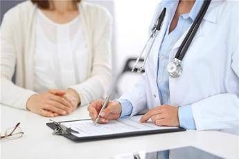 Tumori, fino a 4 casi su 10 prevenibili: nuova analisi Oms e Iarc