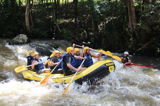 Rafting: un'esperienza sempre più gettonata anche per team building e incentive Rafting: un'esperienza sempre più gettonata anche per team building e incentive