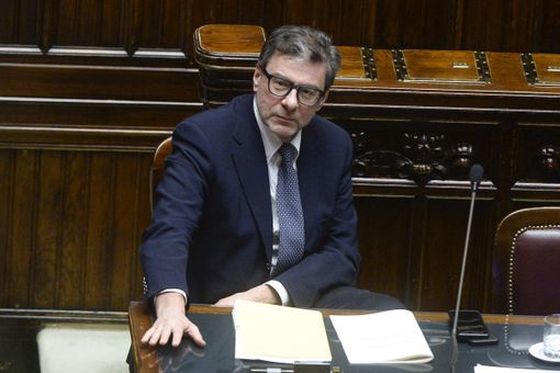 G7, Giorgetti “Preoccupano incertezza economica e svalutazione dollaro”