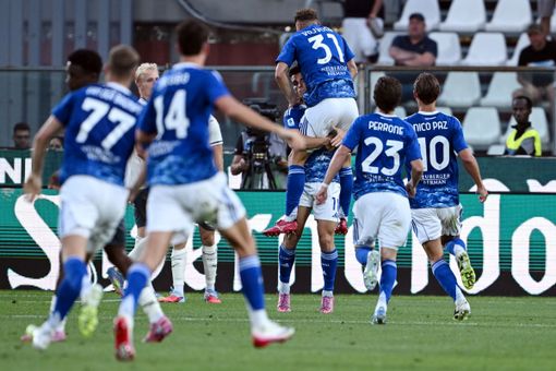 Como-Lazio 2-0 con Douvikas e Paz, “prima” con spiegazione arbitro Como-Lazio 2-0 con Douvikas e Paz, “prima” con spiegazione arbitro