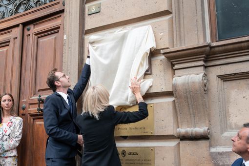 La traga dell'Uv in via OLlietti ad Aosta La traga dell'Uv in via OLlietti ad Aosta