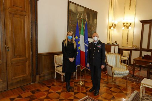 Il Sottosegretario alla Difesa Pucciarelli e il Generale Vecciarelli Il Sottosegretario alla Difesa Pucciarelli e il Generale Vecciarelli