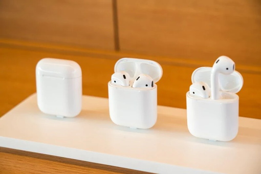 AirPods Apple resi inutilizzabili dall'ultimo aggiornamento AirPods Apple resi inutilizzabili dall'ultimo aggiornamento