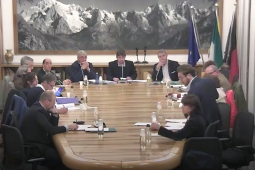 Courmayeur: Sindaco, Giunta e maggioranza non rispondono alle domande