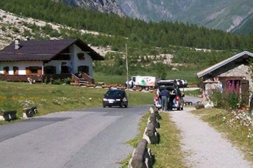 La strada della Val Ferret è stata temporaneamente chiusa La strada della Val Ferret è stata temporaneamente chiusa