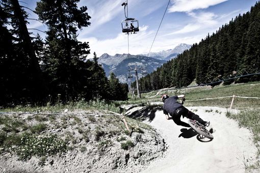 CICLISMO: Lukasik vince a Pila tappa italiana della iXS Downhill Cup