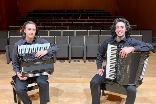 Musei di Sera: il duo di fisarmoniche Edoardo Milleret e Gabriele Viada in concerto a Roma venerdì 12 maggio