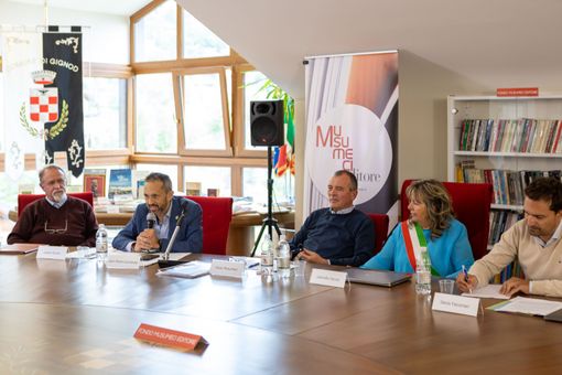 Inaugurato a Gignod il Fondo Musumeci Editore