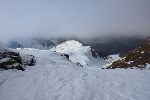 Soccorso alpino impegnato per far rientrare due scialpinisti in difficoltà