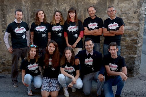 Da sinistra in alto: Patrik Vesan, Valérie Gorelli, Elisa Tinarelli, Honorine Zanata, Fabio Molino e Jean Frassy (questi ultimi due sono rappresentanti del partner Cittadella); Da sinistra in basso: Veronica Pessognelli, Anna Gaudio, Elisa Boccazzi, Dario Scopacasa, Simone Fortuna. Nella foto non compare Mavy Spadotto che attualmente è all’estero.