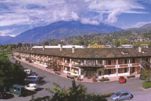 Lo storico Hotel Alp nei pressi dell'aeroporto