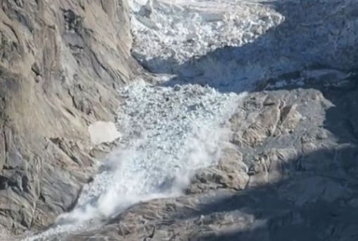 un fotogramma dell'impressionante distacco