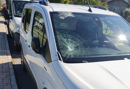 Gressan: Raid vandalico contro auto parcheggiate Gressan: Raid vandalico contro auto parcheggiate