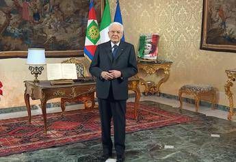 Il discorso di Mattarella: "Anno non facile, speriamo di incontrare un tempo migliore"