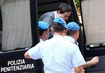 Uccise gli zii facendoli a pezzi, Guglielmo Gatti morto in cella nel 2023 ma nessuno lo sapeva Uccise gli zii facendoli a pezzi, Guglielmo Gatti morto in cella nel 2023 ma nessuno lo sapeva