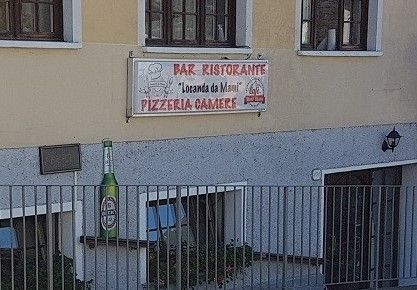 La collutazione avvenne all'esterno del locale 'La locanda da Mami' a Charvensod La collutazione avvenne all'esterno del locale 'La locanda da Mami' a Charvensod