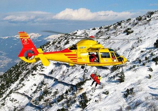 Soccorso alpinista lungo la via normale al Bianco