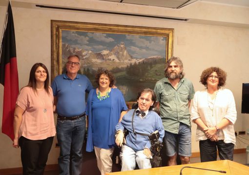 Da sn: Elisa Cicco Sindaca di Valtournenche, Giulio Grosjacques Assessore regionale al turismo, commercio e sport, Luisa Montrosset Direttrice artistica del festival, Alberto Bertin Presidente del Consiglio Valle, Gianluca Rossi responsabile della selezione cinematografica, Alessandra Miletto Direttrice della Film Commission Vallée d'Aoste Da sn: Elisa Cicco Sindaca di Valtournenche, Giulio Grosjacques Assessore regionale al turismo, commercio e sport, Luisa Montrosset Direttrice artistica del festival, Alberto Bertin Presidente del Consiglio Valle, Gianluca Rossi responsabile della selezione cinematografica, Alessandra Miletto Direttrice della Film Commission Vallée d'Aoste