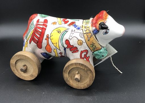 Le ceramiche artistiche della Valle d'Aosta nobilitano Via Vevey di Aosta