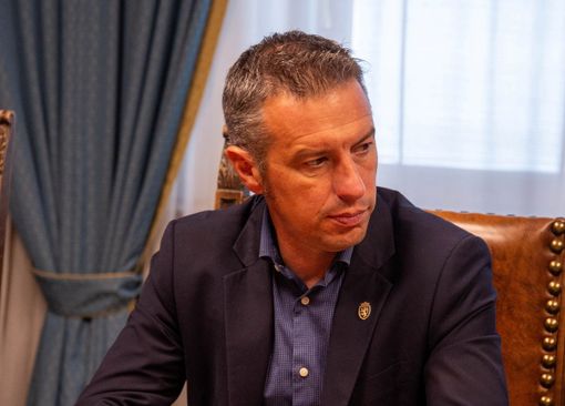 L'assessore Davide Sapinet L'assessore Davide Sapinet