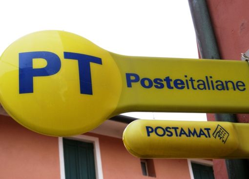 Poste: Un semaforo consiglia quando c’è meno gente allo sportello Poste: Un semaforo consiglia quando c’è meno gente allo sportello