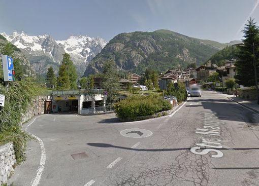 Courmayeur: bando per locazione 9 posti auto parcheggio Dolonne
