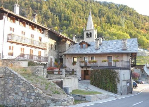 Un bar, un negozio e una casa: Saint-Oyen rilancia i servizi di vicinato per trattenere residenti in montagna
