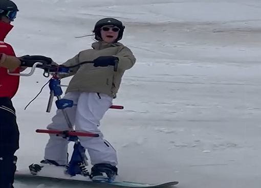 Foto tratta da Mediasetplay.it Foto tratta da Mediasetplay.it