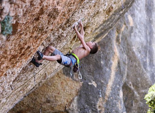 L'enfant prodige dell'arrampicata, Tito Traversa, è morto tragicamente in Francia