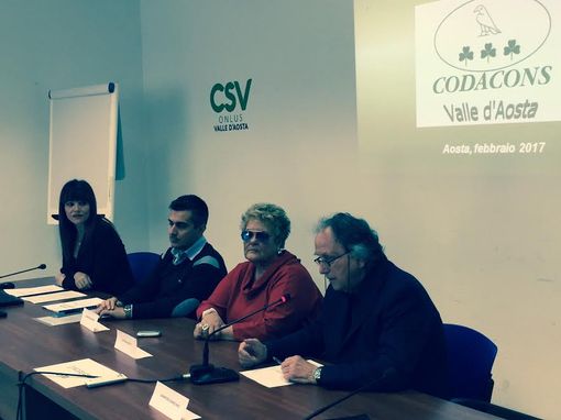 Da sn Michela Montecatino, Carmine Baldassarre, Elettra Crocetti e Giampiero Marovino Da sn Michela Montecatino, Carmine Baldassarre, Elettra Crocetti e Giampiero Marovino