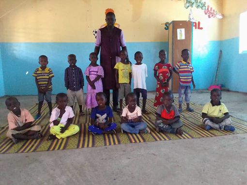 Paolo Contoz presidente di quelli del Lions Club Cervino con amore tra la gente concreti e instancabili. WE SERVE Paolo Contoz presidente di quelli del Lions Club Cervino con amore tra la gente concreti e instancabili. WE SERVE