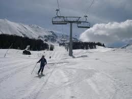 L’Assessore Bertschy e l’Assessore Caveri hanno incontrato il Presidente dell’AVIF e i Presidenti delle società di impianti a fune valdostane L’Assessore Bertschy e l’Assessore Caveri hanno incontrato il Presidente dell’AVIF e i Presidenti delle società di impianti a fune valdostane