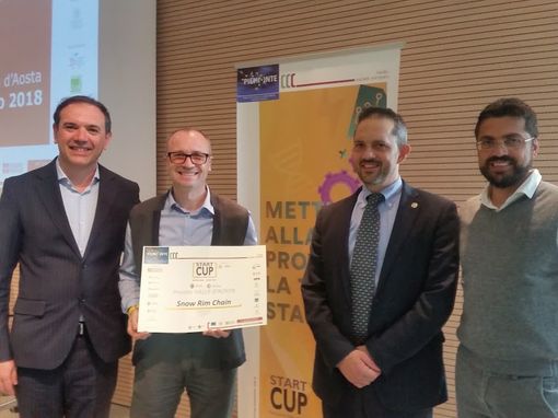 Premiato il valdostano Giorgio Neyroz inventore delle nuove catene per auto Premiato il valdostano Giorgio Neyroz inventore delle nuove catene per auto