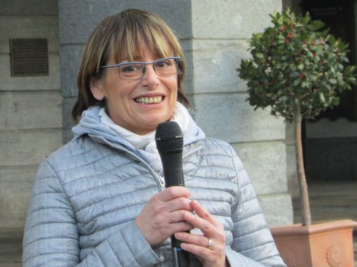 Lorella Zani durante la presentazione di un'iniziativa di Alice VdA