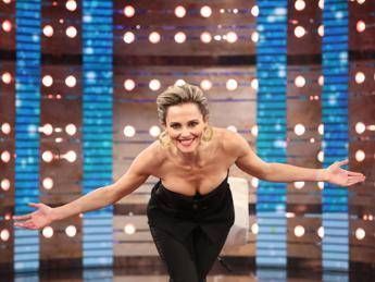 Da noi... a ruota libera, oggi domenica 28 settembre: ospiti e anticipazioni