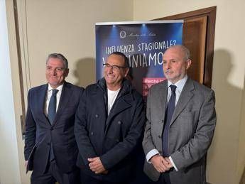Influenza, al via spot Tv con Carlo Conti: "Io vaccinato, spero lo facciano in tanti" Influenza, al via spot Tv con Carlo Conti: "Io vaccinato, spero lo facciano in tanti"